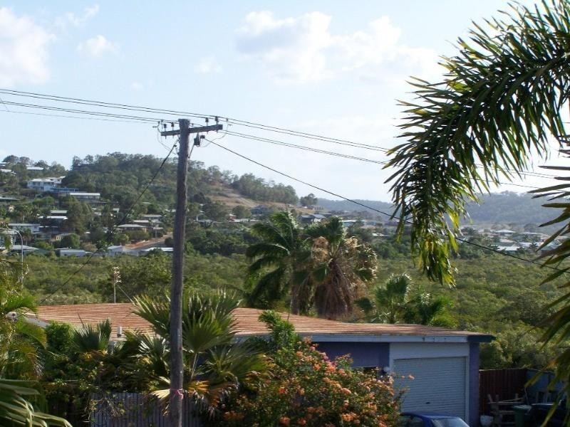 37 Pandanus Street, Yeppoon QLD 4703