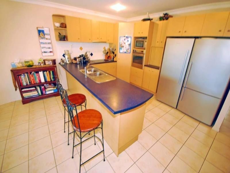 4 Bethlehem Terrace, Yeppoon QLD 4703