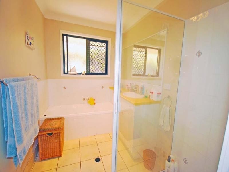 4 Bethlehem Terrace, Yeppoon QLD 4703