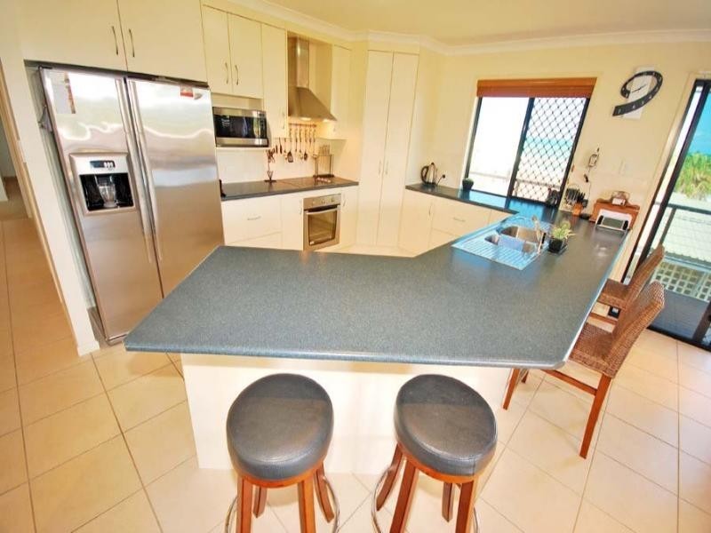 3 Richard Street, Emu Park QLD 4710