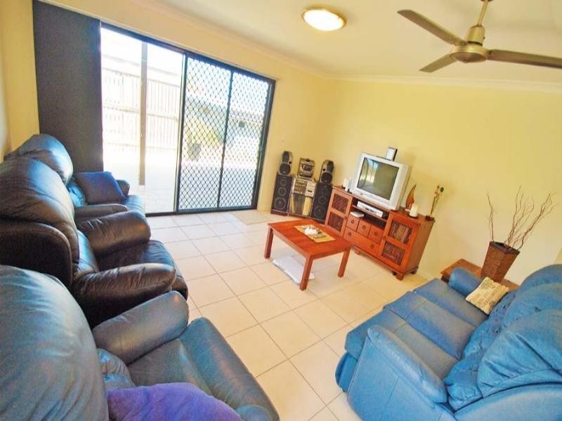 3 Richard Street, Emu Park QLD 4710