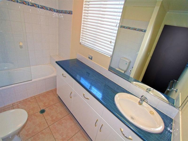 2/4 Keppel Terrace, Yeppoon QLD 4703