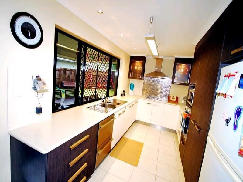 2 Lakeside Drive, Yeppoon QLD 4703