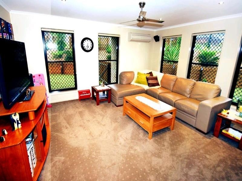 2 Lakeside Drive, Yeppoon QLD 4703