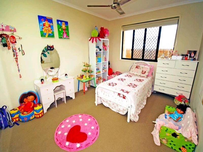 2 Lakeside Drive, Yeppoon QLD 4703