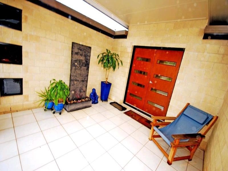 2 Lakeside Drive, Yeppoon QLD 4703