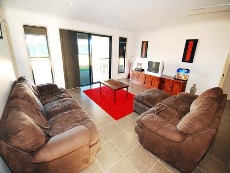 4 Plahn Drive, Yeppoon QLD 4703