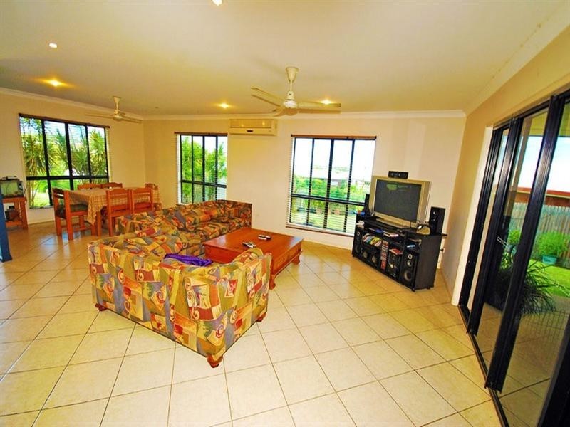 2 Caribbean Crescent, Yeppoon QLD 4703