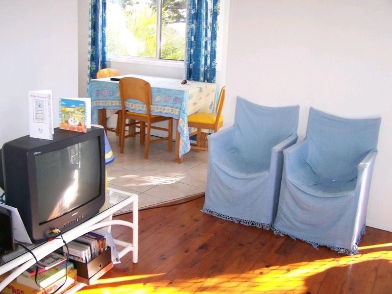 49 Matthew Flinders Drive, Cooee Bay QLD 4703