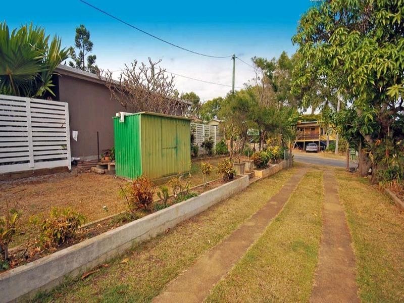 27 Matthew Flinders Drive, Cooee Bay QLD 4703