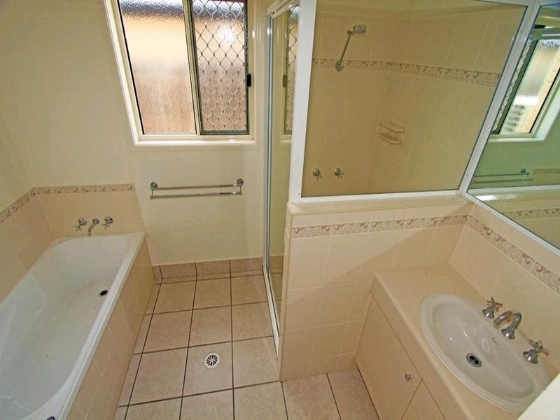 18 Corbett Street, Yeppoon QLD 4703
