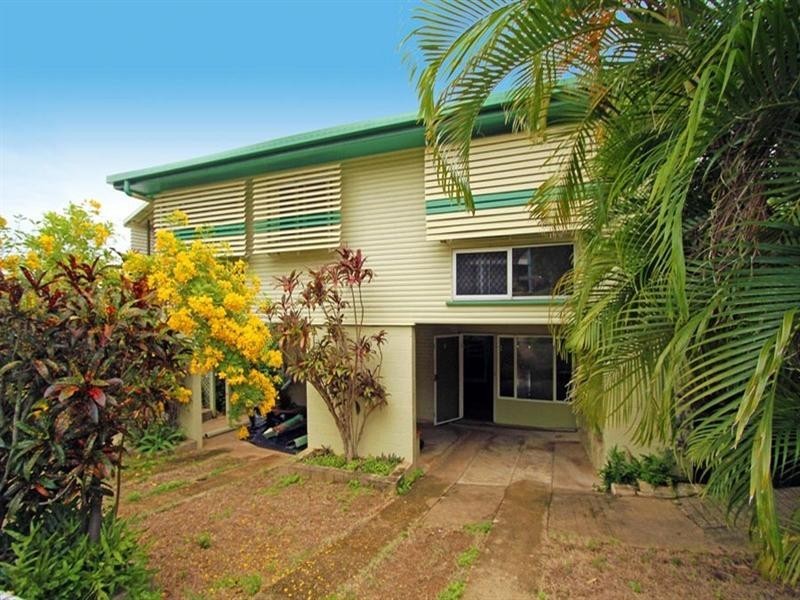 32 Evelyn Street, Yeppoon QLD 4703