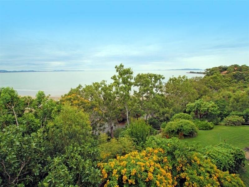 32 Evelyn Street, Yeppoon QLD 4703