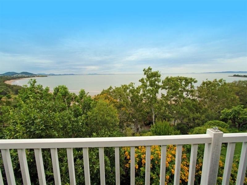 32 Evelyn Street, Yeppoon QLD 4703