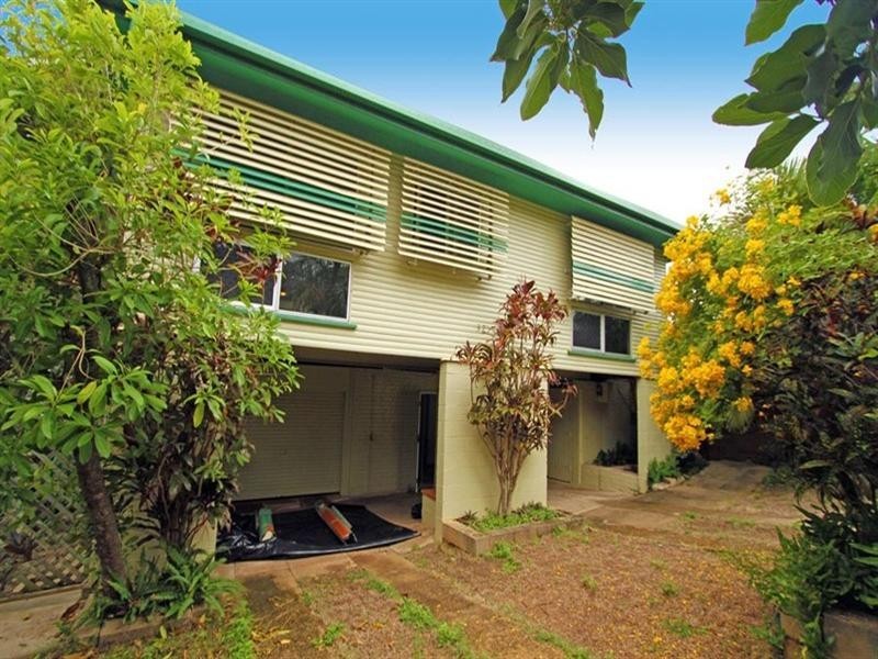 32 Evelyn Street, Yeppoon QLD 4703