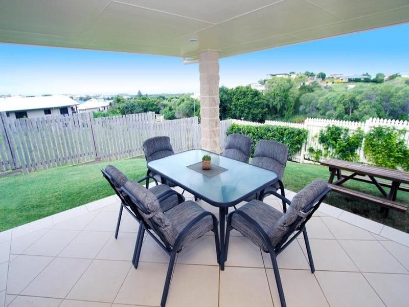 6 Roberts Road, Yeppoon QLD 4703