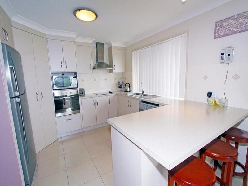 6 Roberts Road, Yeppoon QLD 4703