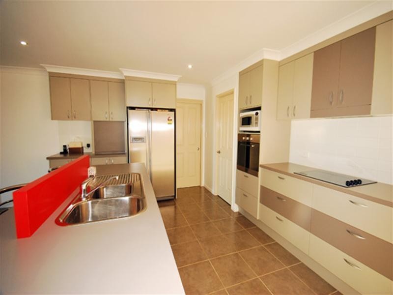4 Plahn Drive, Yeppoon QLD 4703