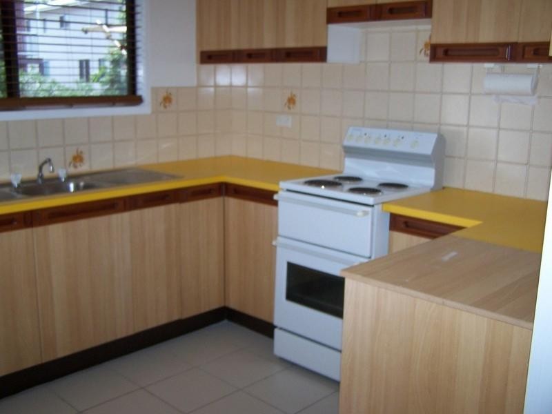 4/4 Rose Street, Yeppoon QLD 4703