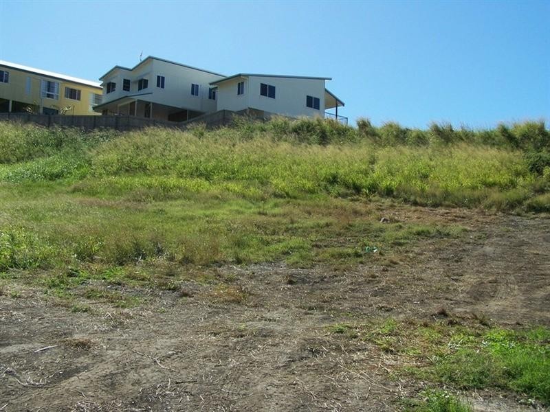 8 Doveshell Crescent, Zilzie QLD 4710