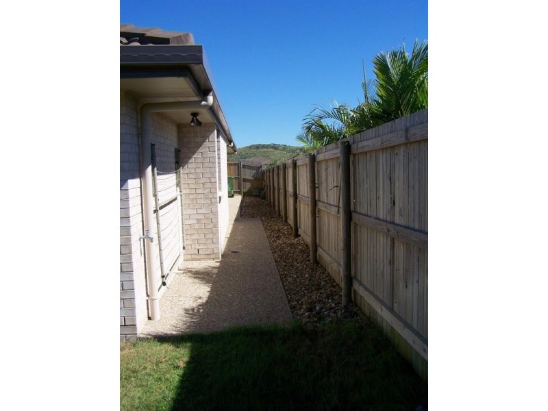 7 Spinnaker Drive, Mulambin QLD 4703