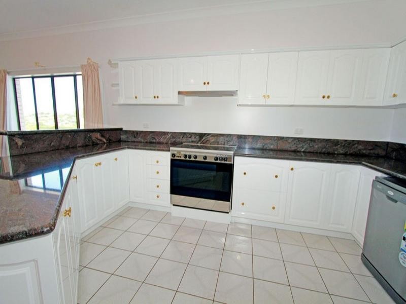 33 Shaw Avenue, Yeppoon QLD 4703