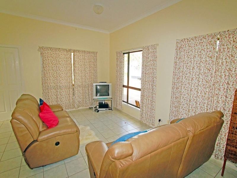 33 Shaw Avenue, Yeppoon QLD 4703
