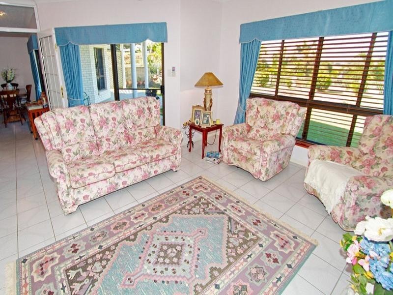 33 Shaw Avenue, Yeppoon QLD 4703