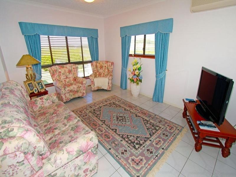 33 Shaw Avenue, Yeppoon QLD 4703