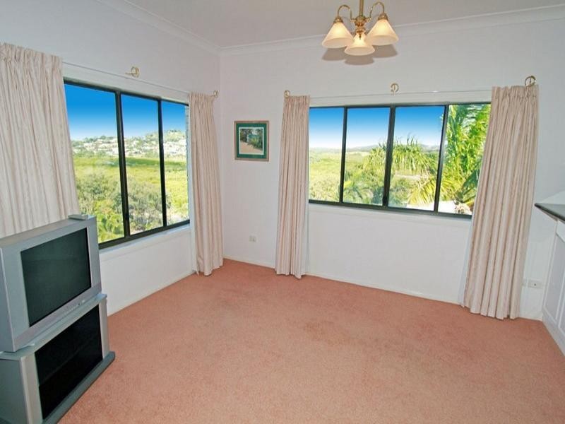 33 Shaw Avenue, Yeppoon QLD 4703