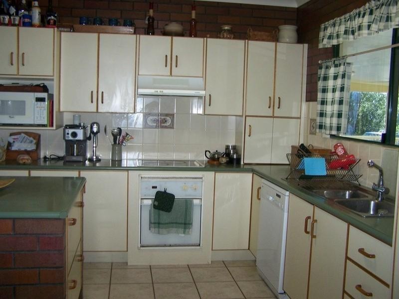 52 Kevin Drive, Yeppoon QLD 4703