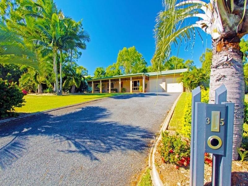 35 Kevin Drive, Yeppoon QLD 4703
