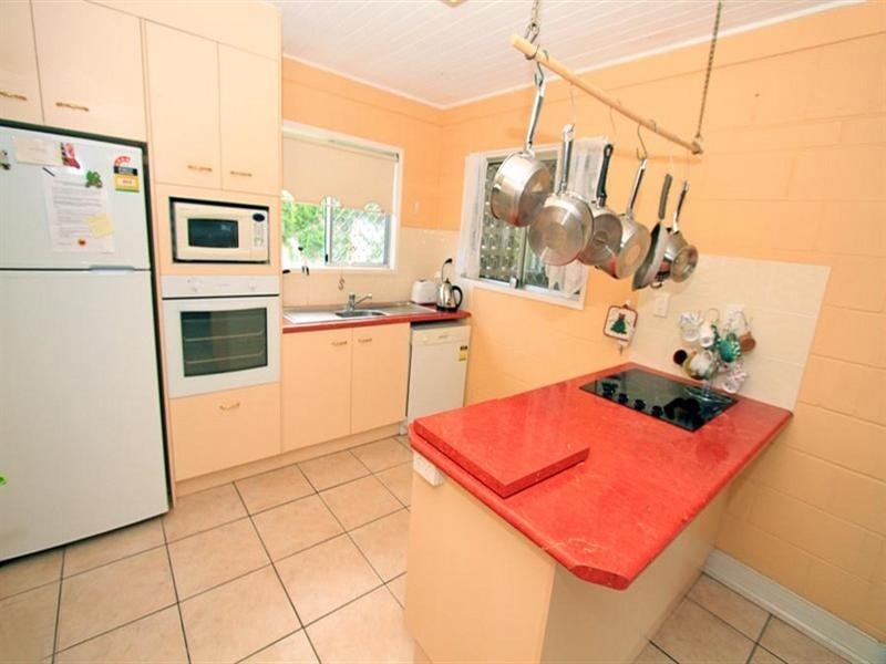 27 Ben Street, Yeppoon QLD 4703