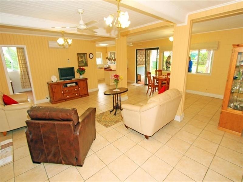 27 Ben Street, Yeppoon QLD 4703