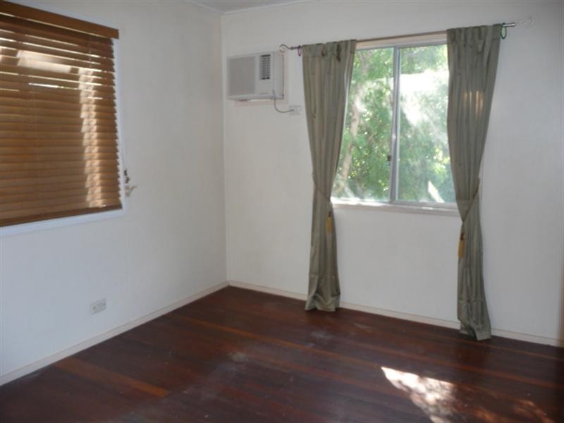 13 Ganter Street, Cooee Bay QLD 4703