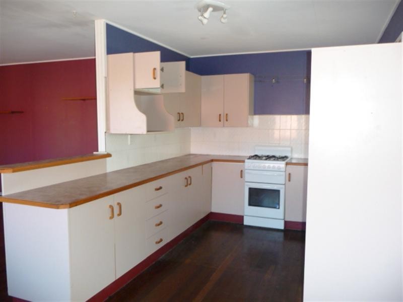 13 Ganter Street, Cooee Bay QLD 4703