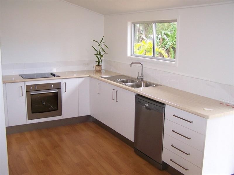 6 Ben Street, Yeppoon QLD 4703