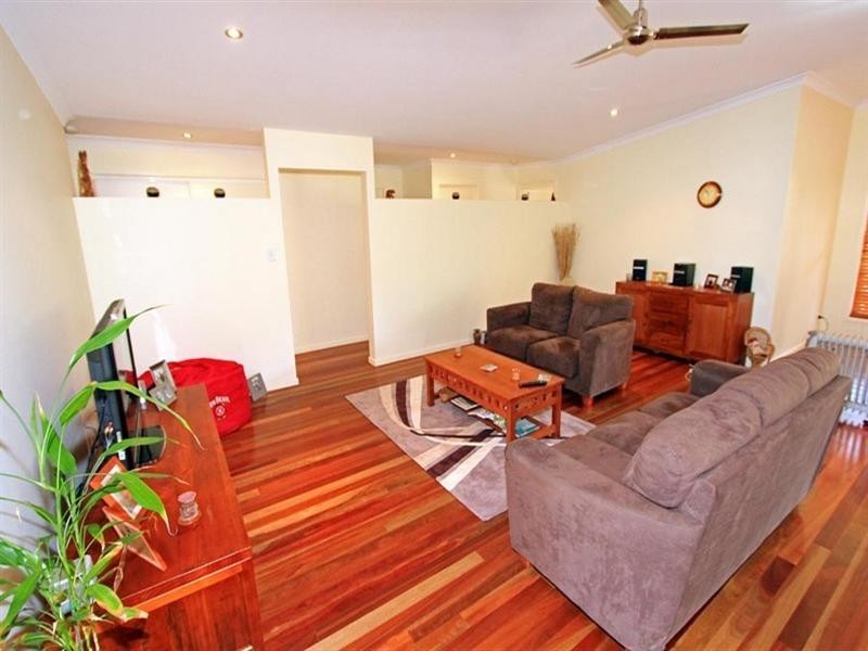 2 Brook Side Close, Yeppoon QLD 4703