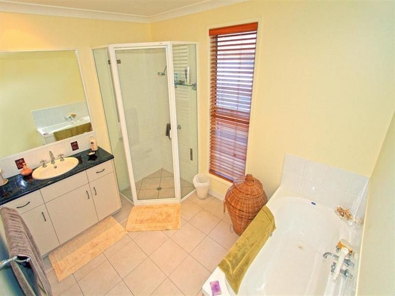 2 Brook Side Close, Yeppoon QLD 4703