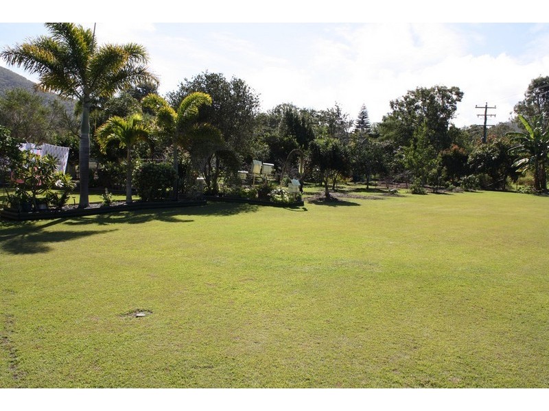 12 Vaughans Road, Yeppoon QLD 4703
