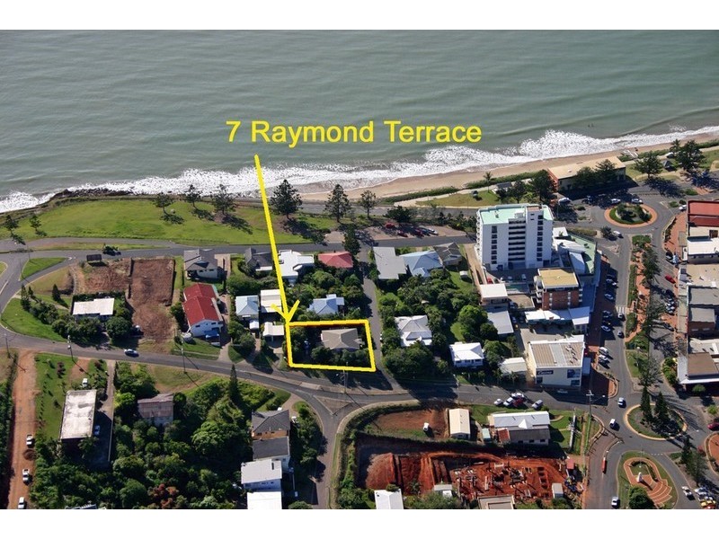 7 Raymond Terrace, Yeppoon QLD 4703