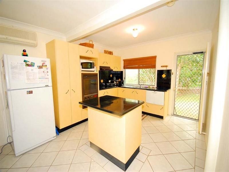 33 Pandanus Street, Yeppoon QLD 4703