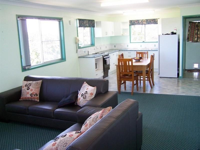 12 Vaughan Street, Yeppoon QLD 4703