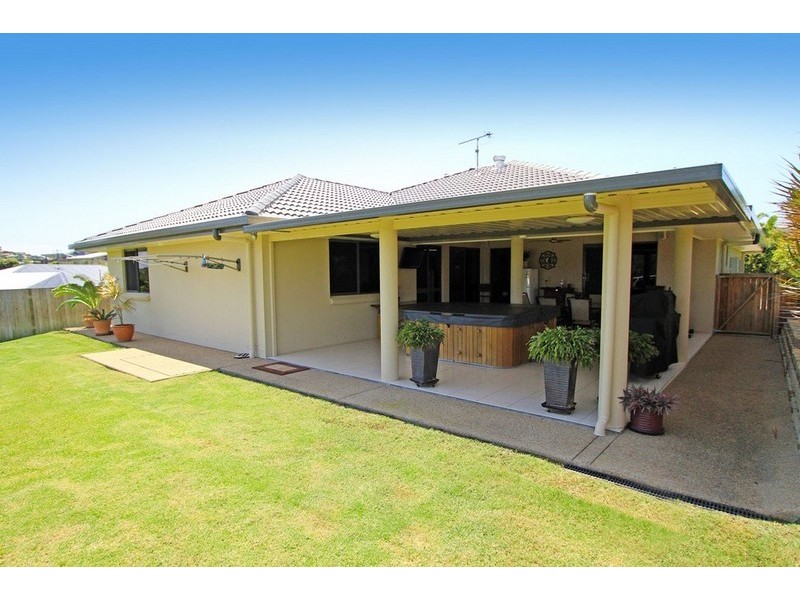 12 Eucalyptus Avenue, Yeppoon QLD 4703