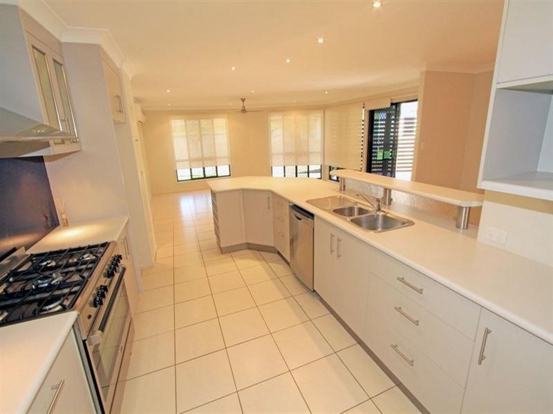 43 Armstrong Street, Yeppoon QLD 4703