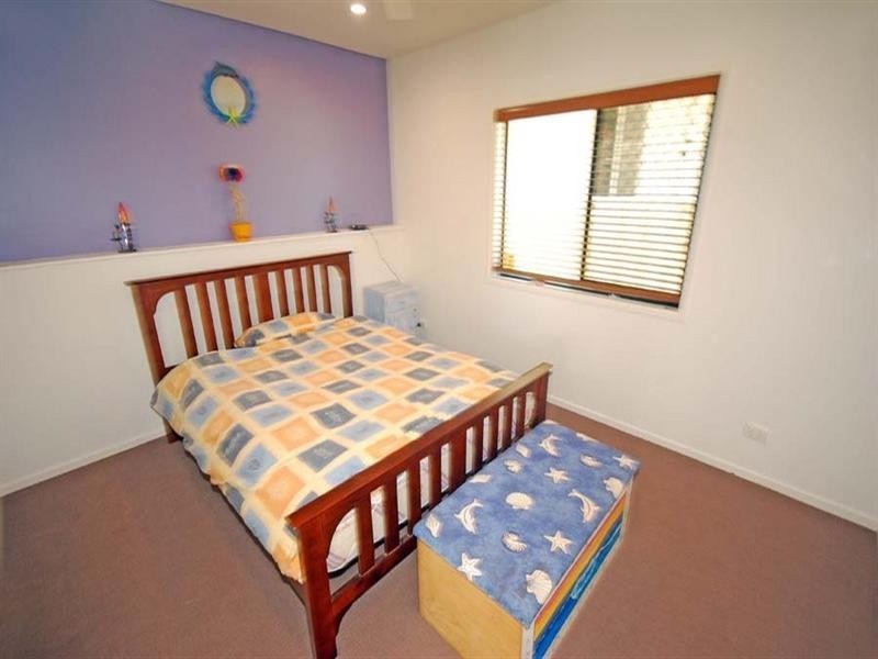 17 Poplar Street, Cooee Bay QLD 4703