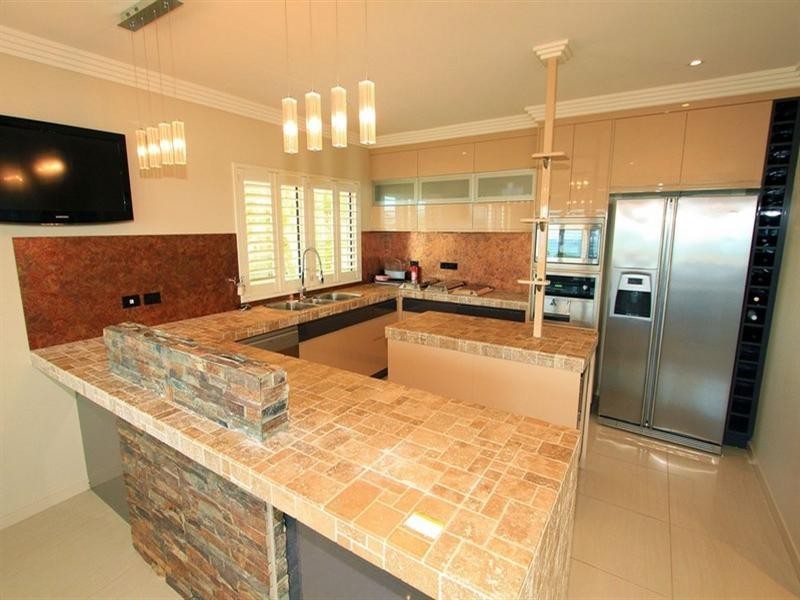 37 Bayview Drive, Yeppoon QLD 4703