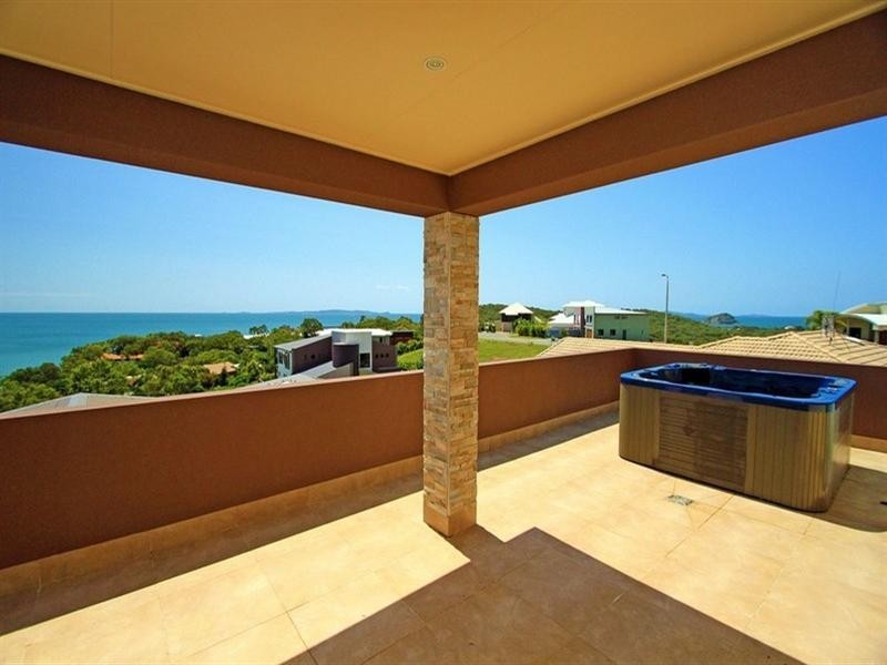 37 Bayview Drive, Yeppoon QLD 4703