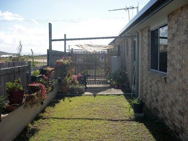 1/137 Hartley Street, Zilzie QLD 4710