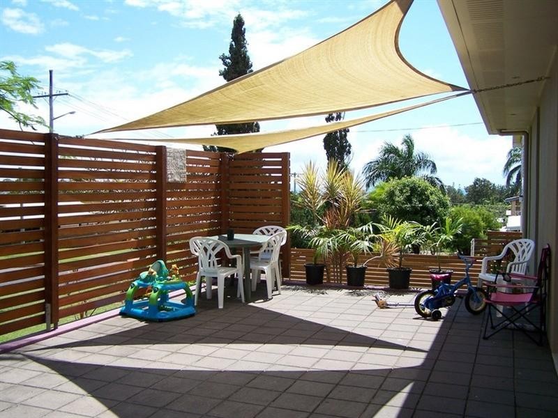 12 Poinciana Avenue, Yeppoon QLD 4703